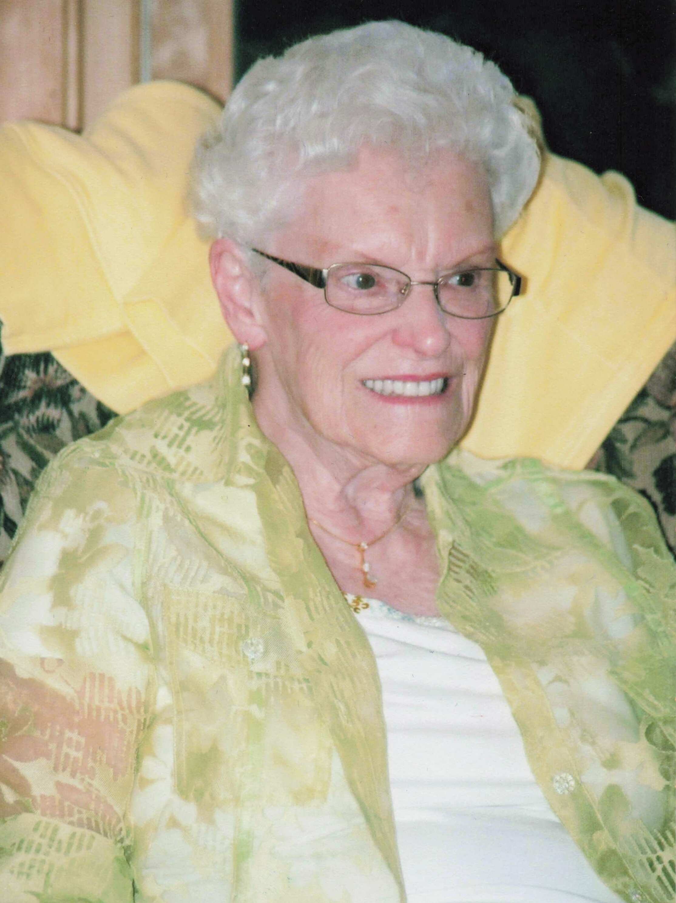 Obituary Of Blanche Mcgowan Castle Fallsview Funeral Home 